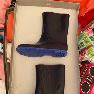 Unisex rain boots